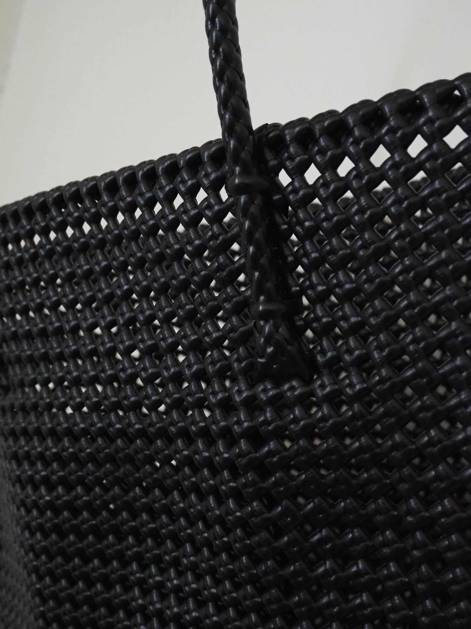 Hand made shopping basket- black large