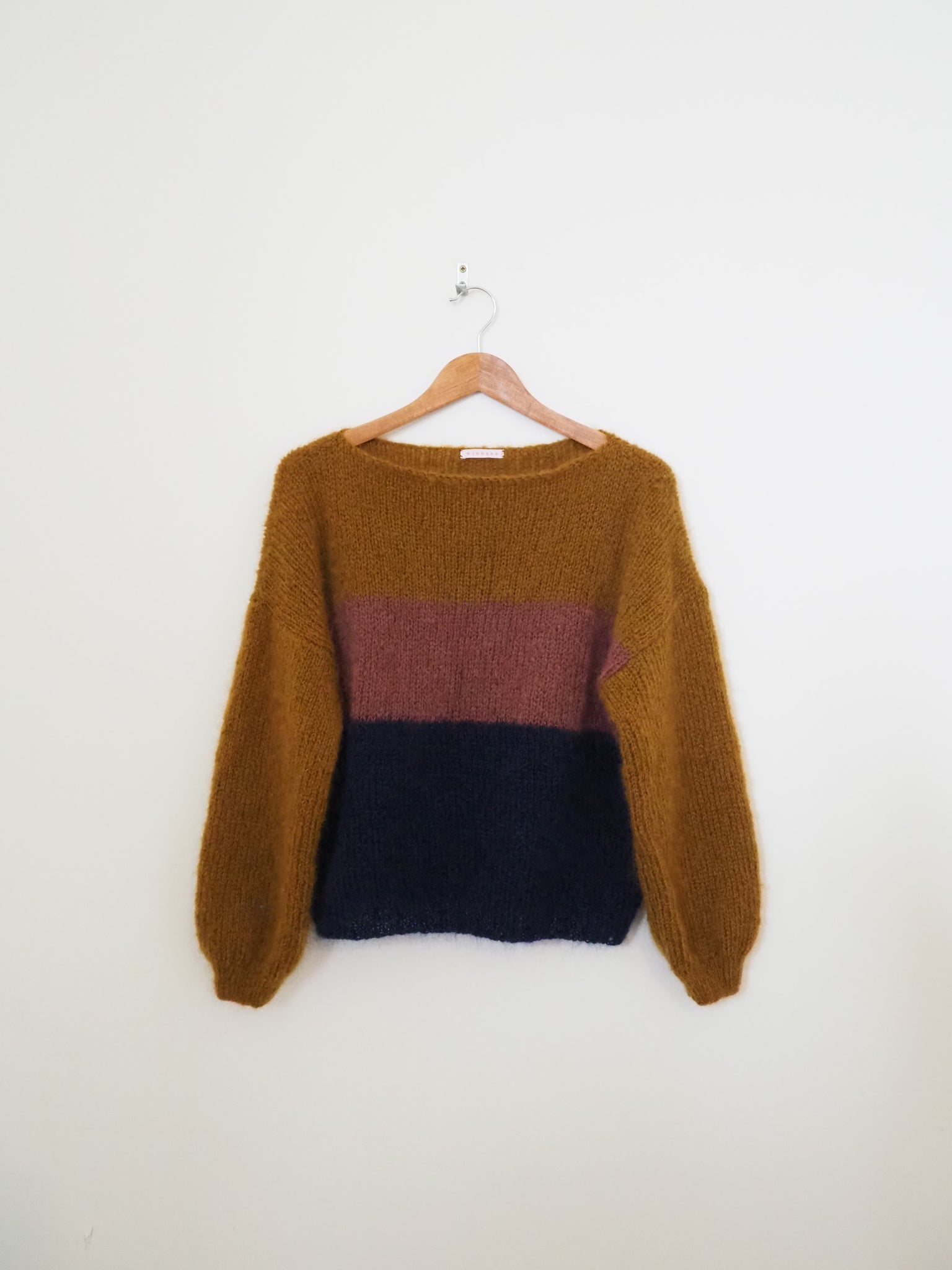 Hand knit jumper - Warm tones