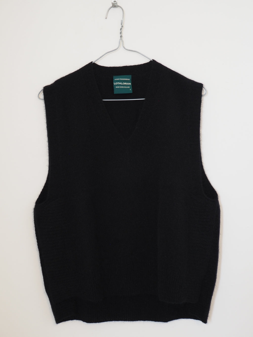 V-neck Vest - Black